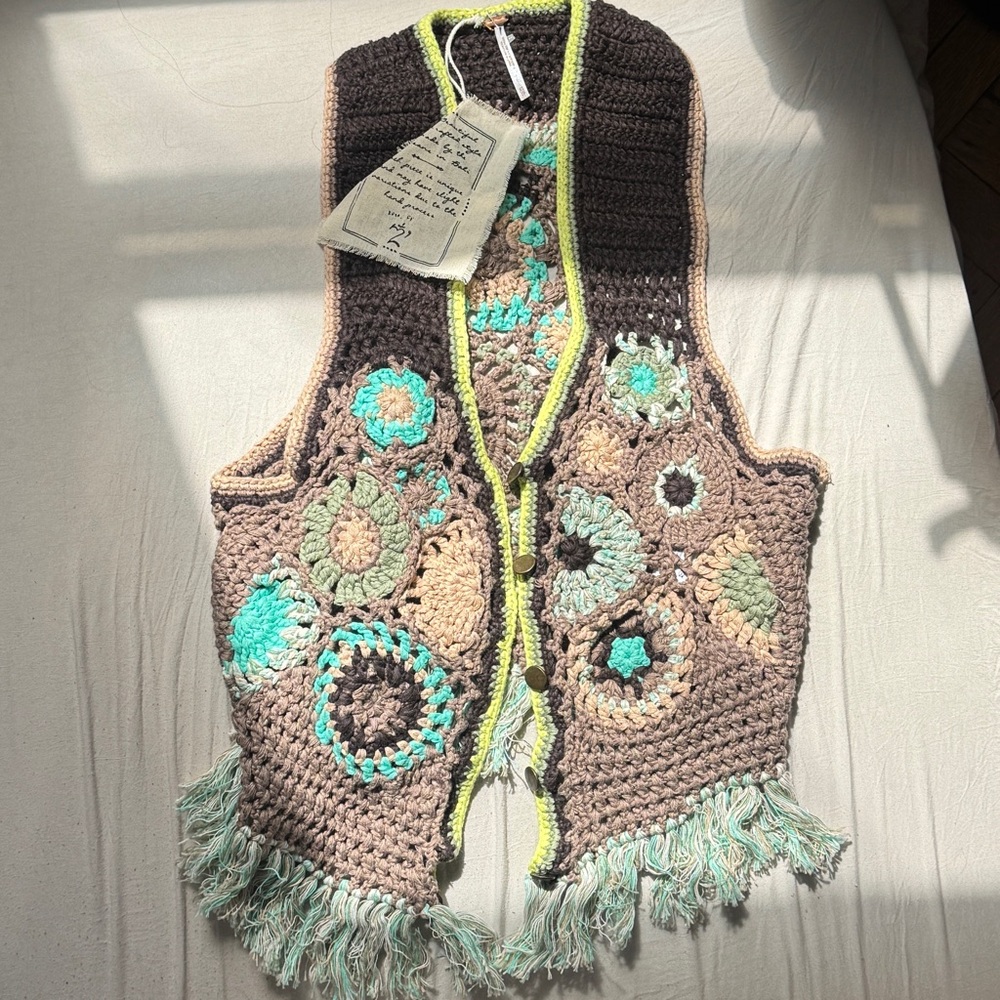 NWT FREE PEOPLE Desert Rose Crochet Vest | Size xs | 100% cotton